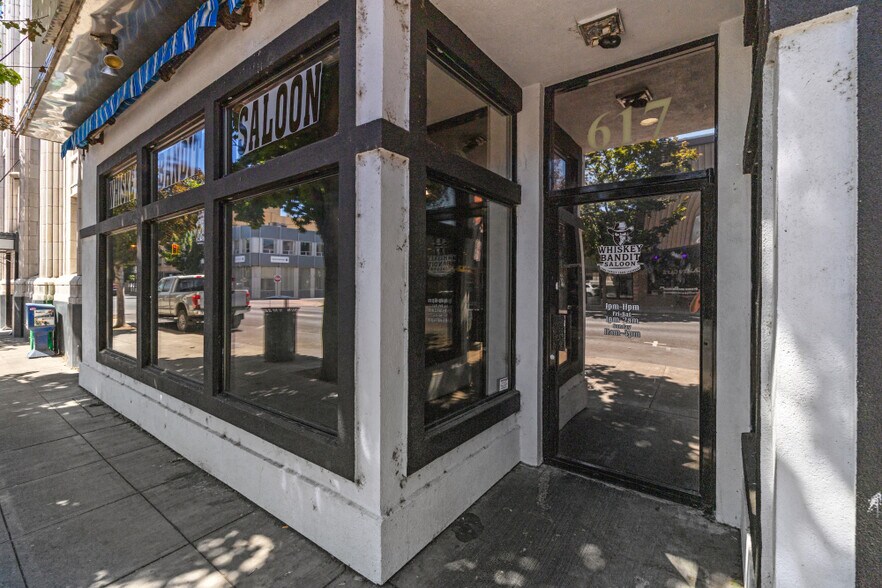 More Photos Of 617 Main St, Klamath Falls Storefront Retail Residential For Sale