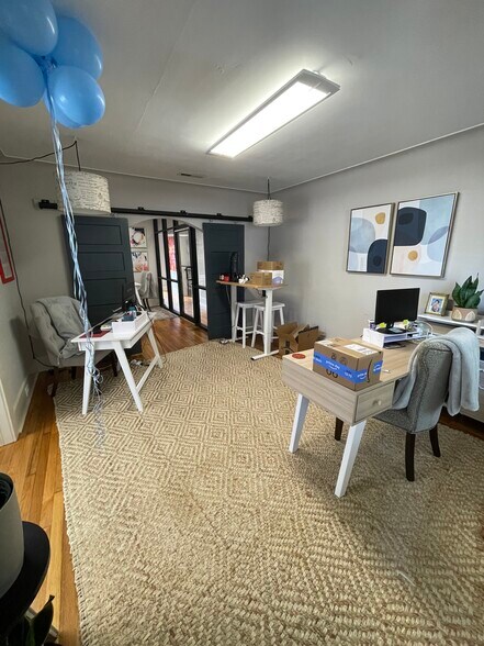 More Photos Of 58 Folly Road Blvd, Charleston Office Residential For Lease