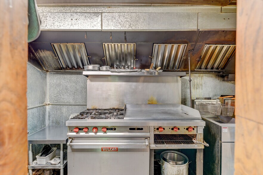 More Photos Of 1869 PA-239, Stillwater Specialty For Sale