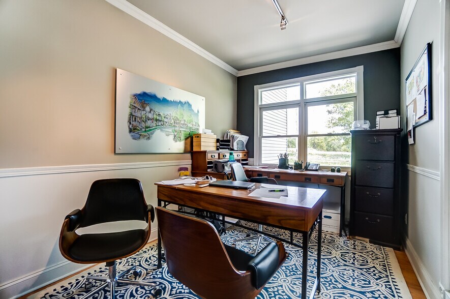 More Photos Of 1550 Lewis Center Rd, Lewis Center Freestanding For Sale