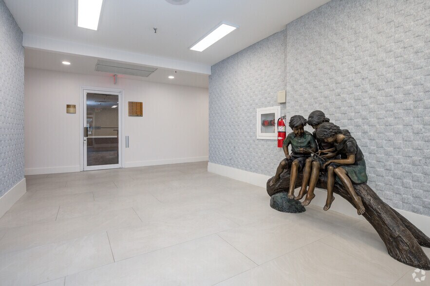More Photos Of 23-00 State Route 208, Fair Lawn Medical For Lease