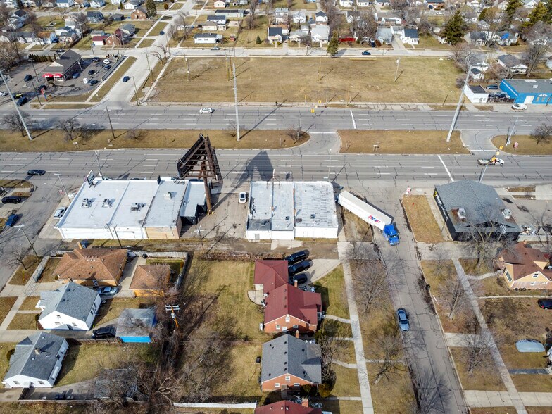 More Photos Of 12744 E 8 Mile Rd, Detroit General Retail For Sale