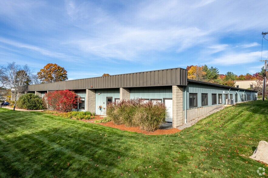 More Photos Of 103-105 South St, Hopkinton Light Manufacturing For Lease