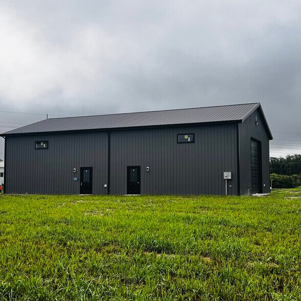 More Photos Of 8509 Palmer Ln, Bridgeville Warehouse For Lease