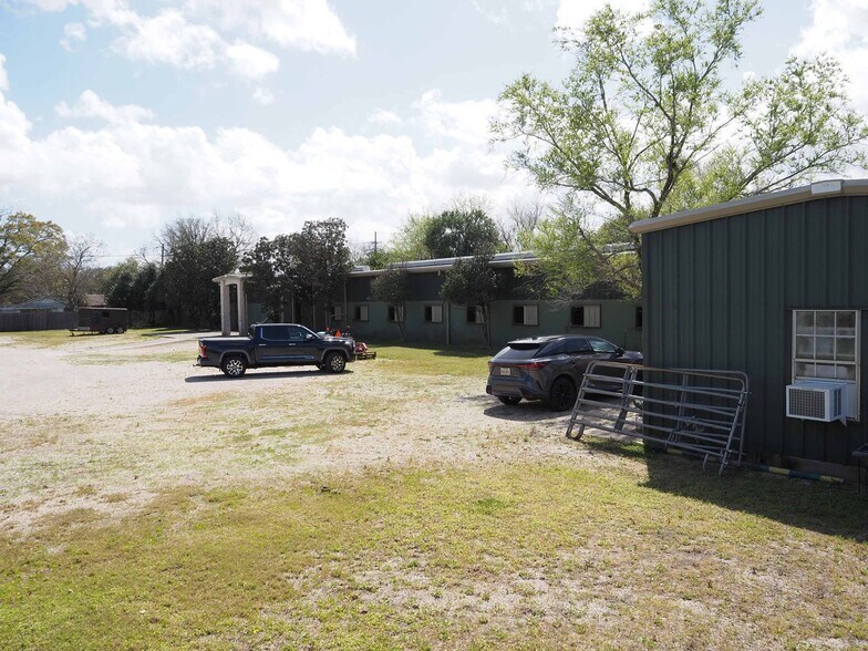 More Photos Of 1721 General Collins Ave, New Orleans Specialty For Sale