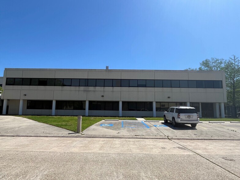 More Photos Of 4301 Poche Ct W, New Orleans Warehouse For Sale