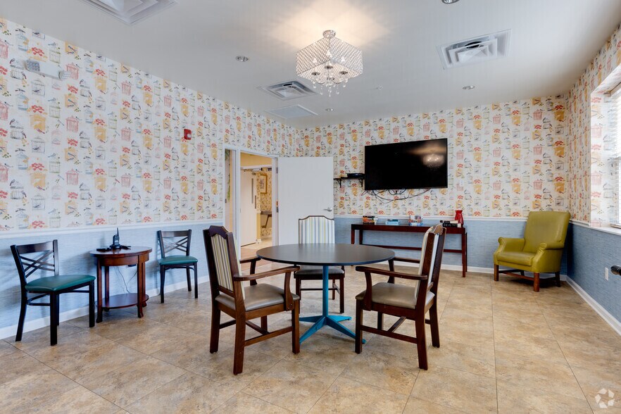 More Photos Of 9309 S Orange Blossom Trl, Orlando Hotel For Sale
