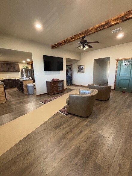 More Photos Of 4077 Seaborn Rd, Ponder Research And Development For Lease