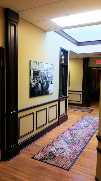 More Photos Of 116 Jefferson St S, Huntsville Office For Lease