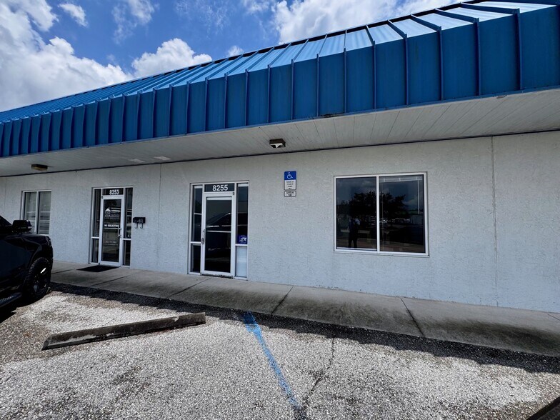 More Photos Of 8251-8259 Blaikie Ct, Sarasota Light Manufacturing For Lease