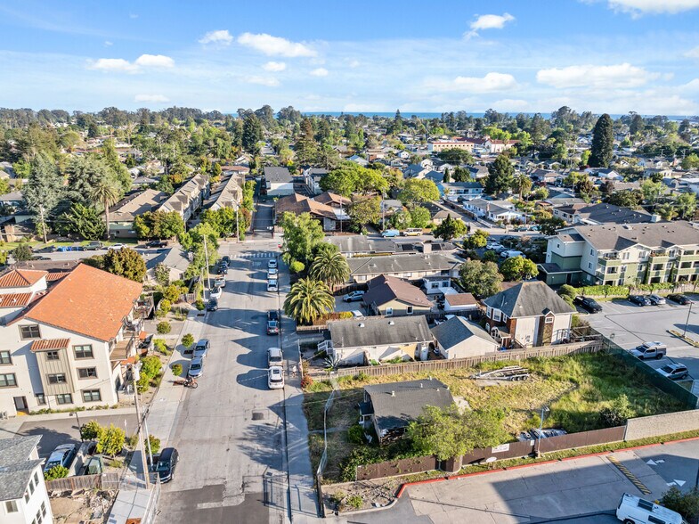 More Photos Of 719 Darwin St, Santa Cruz Land For Sale