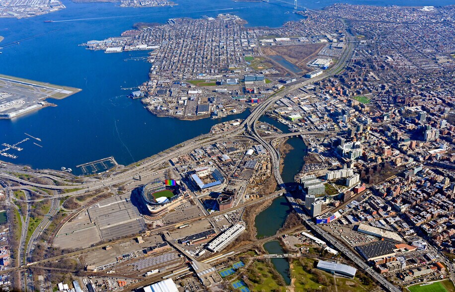 More Photos Of 129-02 Northern Blvd, Corona Warehouse For Sale