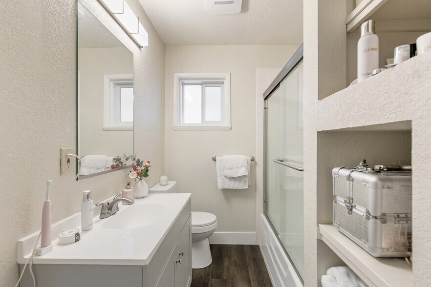 More Photos Of 673 James Ave, South Lake Tahoe Apartments For Sale