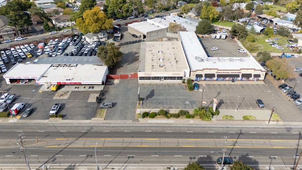 More Photos Of 4727 Auburn Blvd, Sacramento Freestanding For Sale