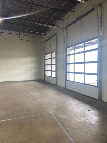 More Photos Of 2949 Armory Dr, Nashville Distribution For Lease