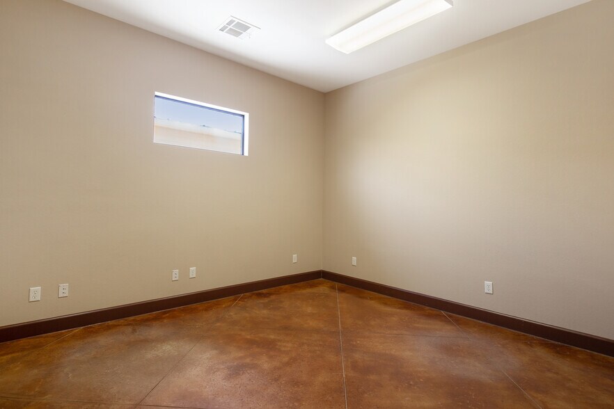 More Photos Of 14375 Liberty St, Montgomery Coworking Space