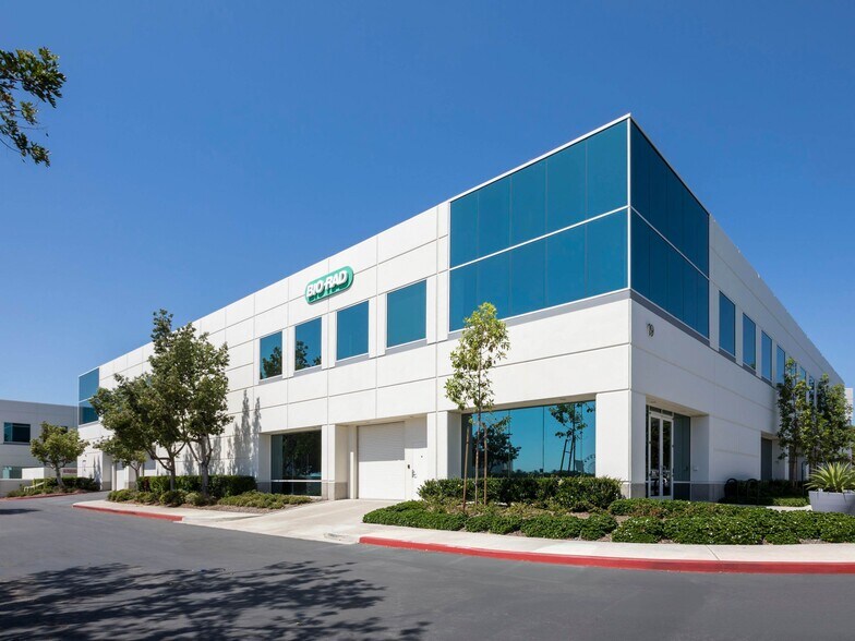 Primary Photo Of 19 Technology Dr, Irvine Research And Development For Lease
