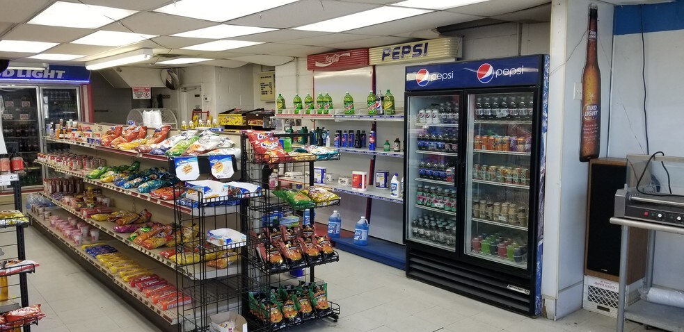 More Photos Of 3865 Ocean Gtwy, Linkwood Service Station For Sale