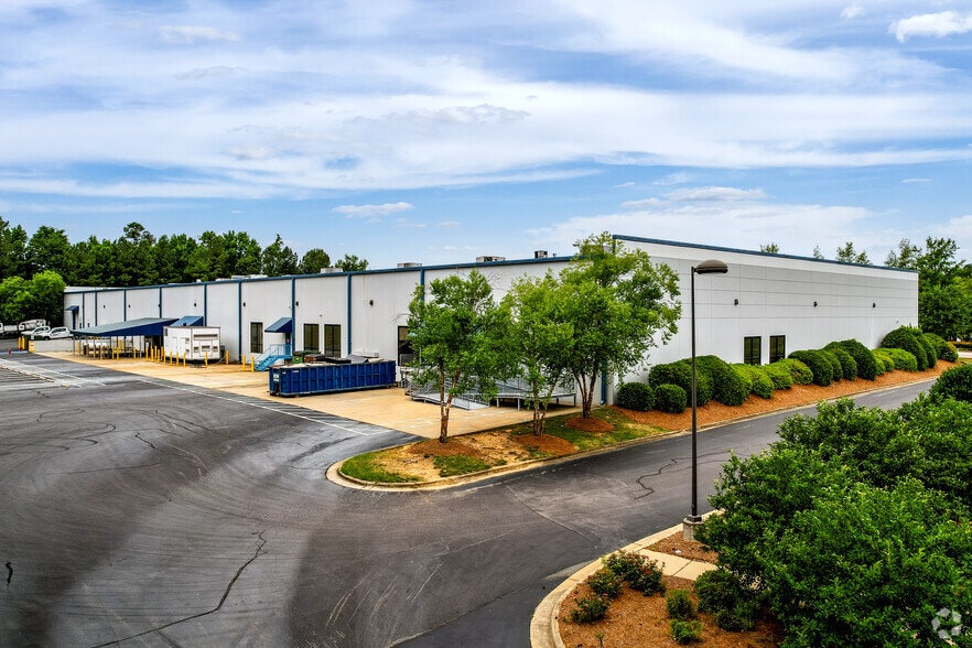 More Photos Of 2641 Sumner Blvd, Raleigh Unknown For Lease