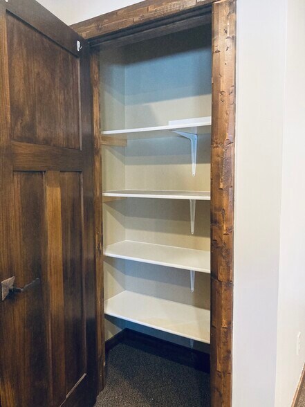 More Photos Of 25503 Main St, Nisswa Office For Sale