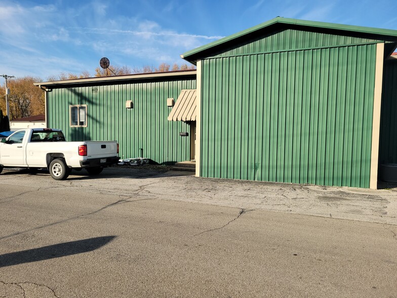 More Photos Of 755 E Hamilton Ave, Franklin Office For Sale