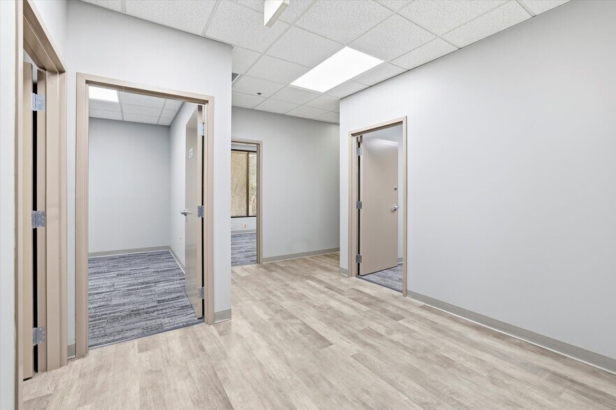 More Photos Of 2252 Killearn Center Blvd, Tallahassee Office For Lease