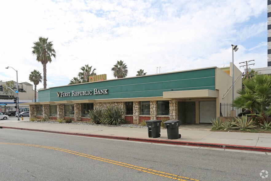 More Photos Of 431 Wilshire Blvd, Santa Monica Bank For Sale