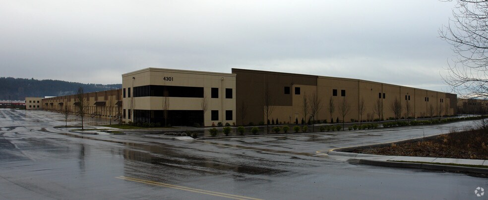 More Photos Of 4301 W Valley Hwy E, Sumner Distribution For Lease