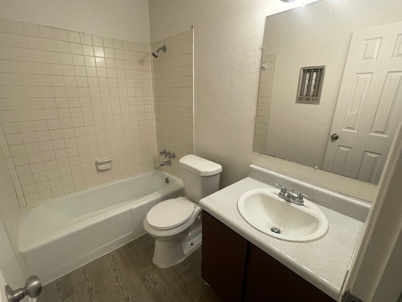 More Photos Of 401 Pinchback Rd, Beaumont Apartments For Sale