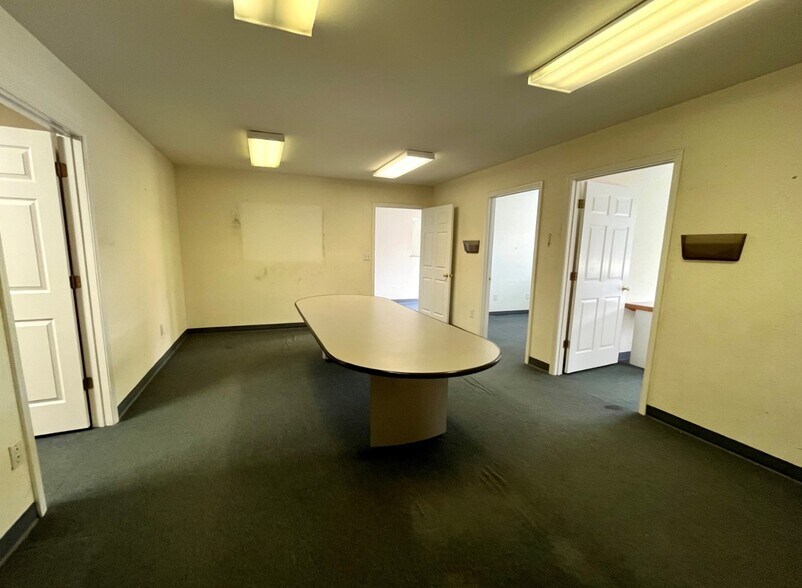 More Photos Of 8545 Highway 52, Rockwell Flex For Sale