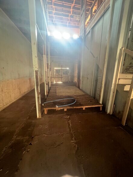 More Photos Of 3 & 5 2nd St, Temple Storefront Retail Office For Lease