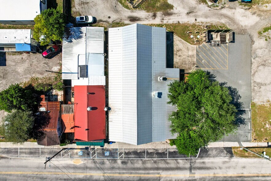 More Photos Of 32750 Pennsylvania Ave, San Antonio General Retail For Sale