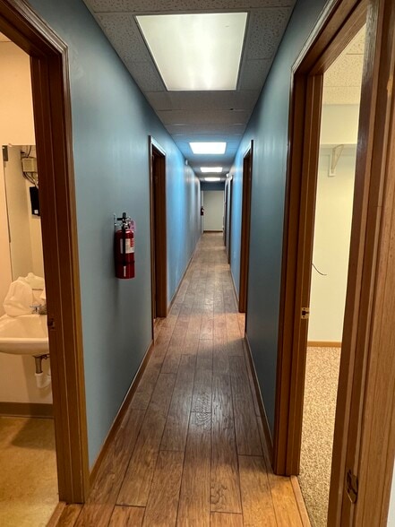 More Photos Of 148 W Pike St, Canonsburg Storefront Retail Office For Lease