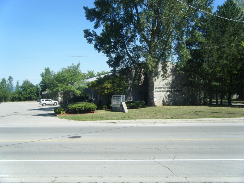 More Photos Of 442 Grey St, Brantford Office For Lease