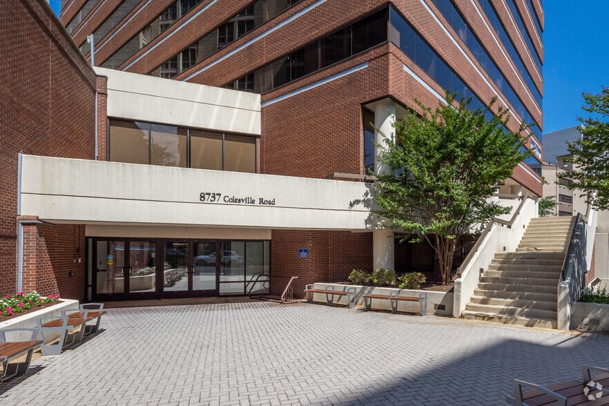 More Photos Of 8737 Colesville Rd, Silver Spring Office For Lease