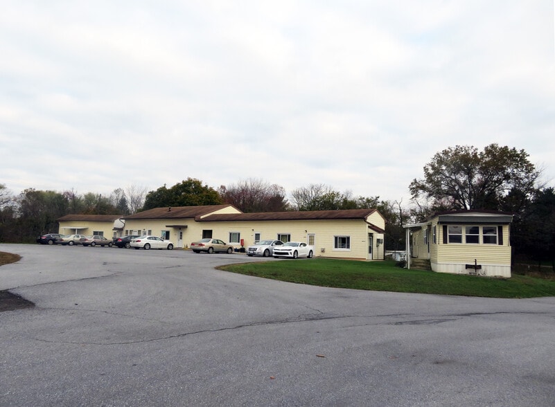 More Photos Of 9969 Allentown Blvd, Grantville Hotel For Sale