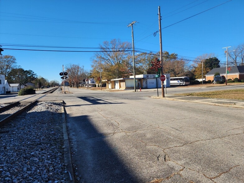 More Photos Of 104 E Railroad St, Robersonville General Retail For Sale