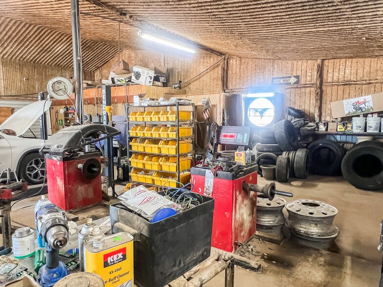 More Photos Of 1106 W Main St, Olney Auto Repair For Sale