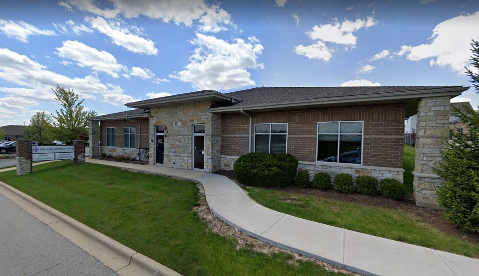 Primary Photo Of 82 Miller Dr, North Aurora Medical For Lease