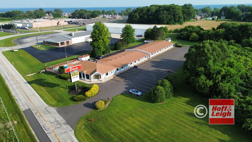 More Photos Of 2149 E Gill Rd, Port Clinton Hotel For Sale