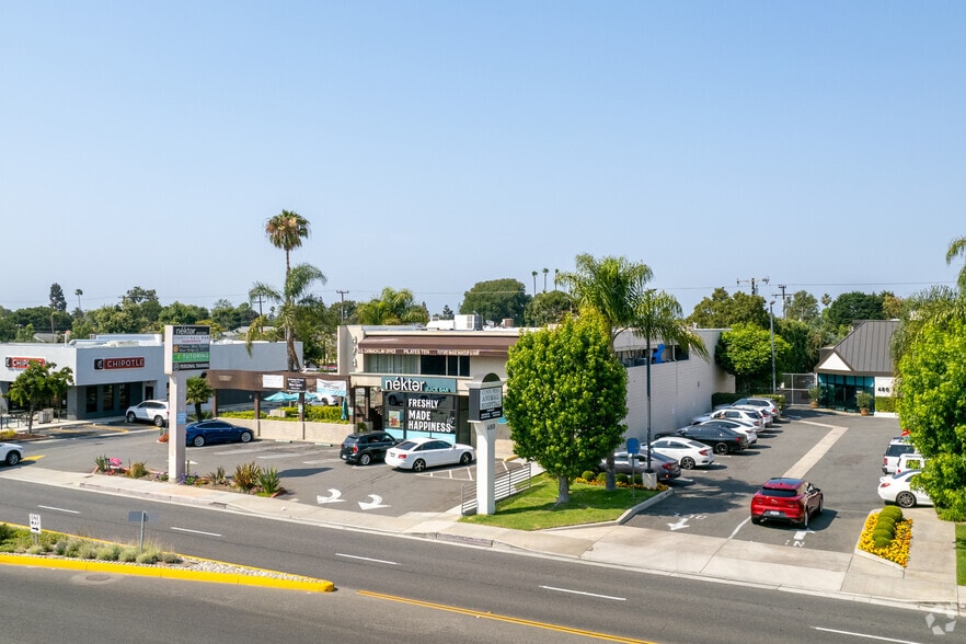More Photos Of 474 E 17th St, Costa Mesa Storefront Retail Office For Lease