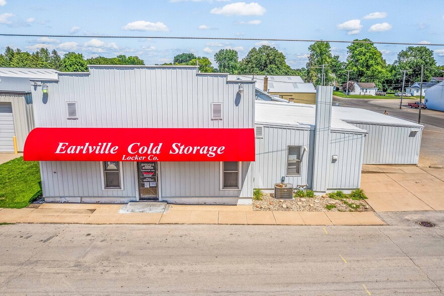 Primary Photo Of 101 S East St, Earlville Specialty For Sale