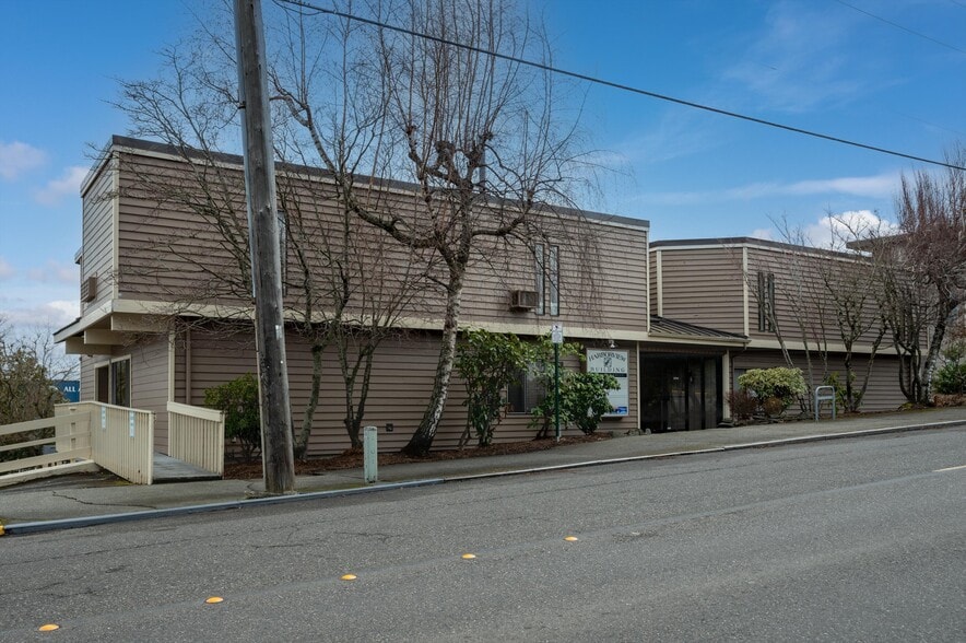 More Photos Of 1111 W Holly St, Bellingham Office For Lease