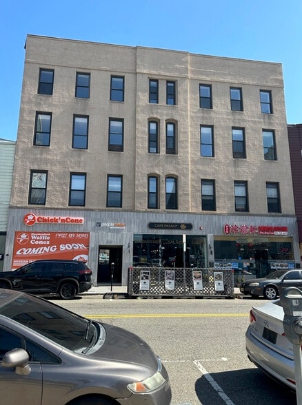Primary Photo Of 586 Newark Ave, Jersey City Office For Lease