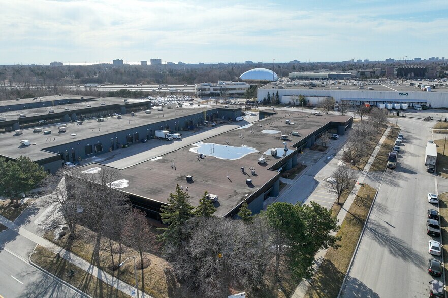 More Photos Of 50-70 Novopharm Ct, Toronto Warehouse For Sale