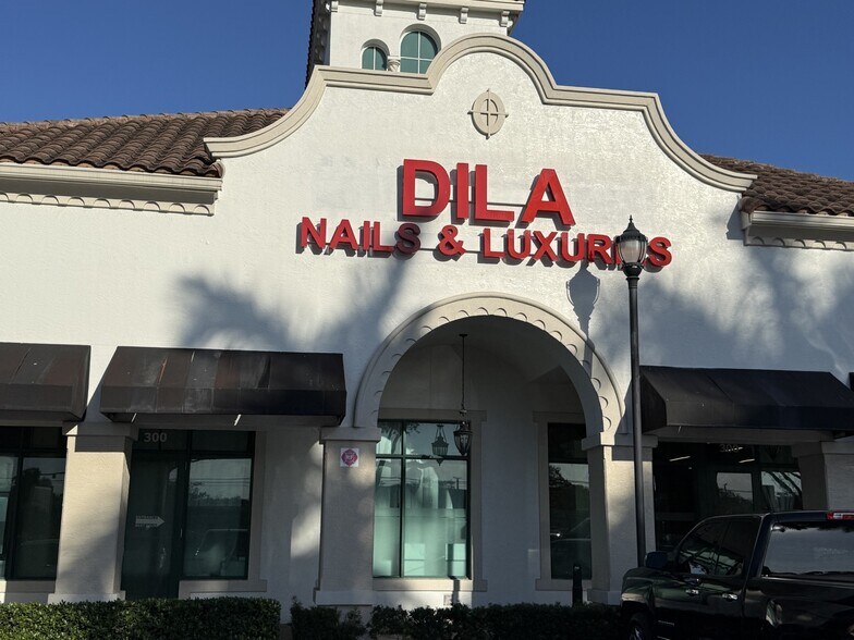 More Photos Of 1750 N Congress Ave, Boynton Beach Storefront For Lease