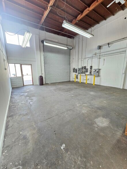 More Photos Of 141 Lost Lake Ln, Campbell Industrial For Lease