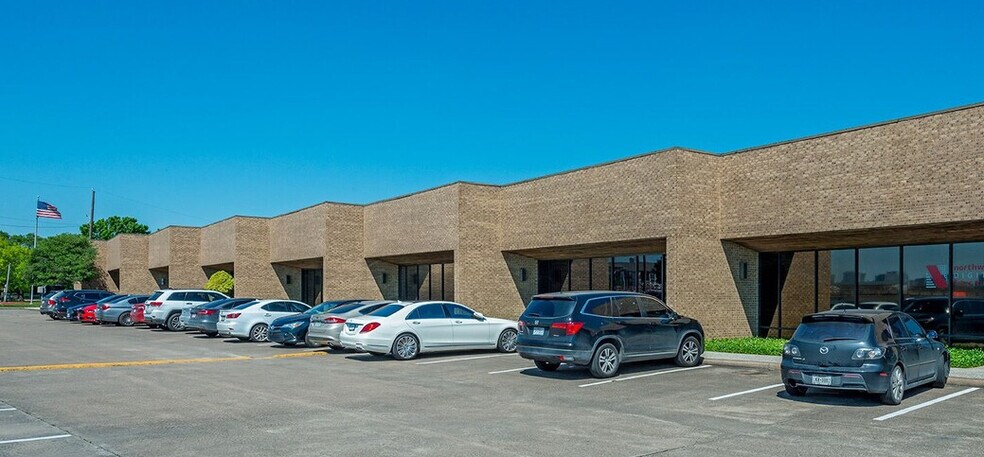 More Photos Of 7505-7563 South Fwy, Houston Unknown For Lease