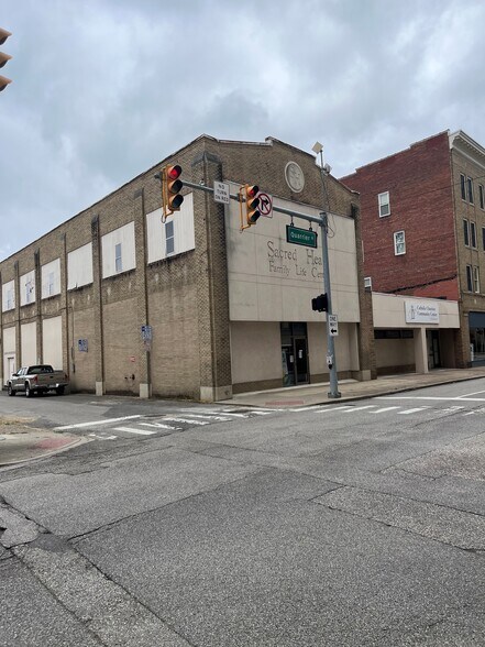 More Photos Of 1026 Quarrier St, Charleston Office For Sale