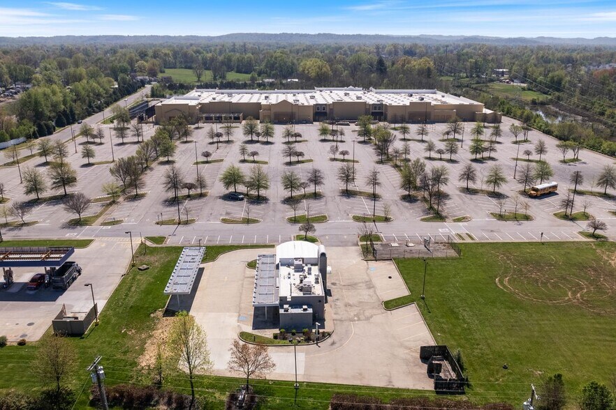 More Photos Of 7010 Raggard Rd, Louisville Fast Food For Lease